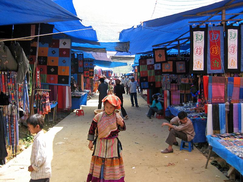 2006-10-28-05-48-20_138 Can Cau market.JPG